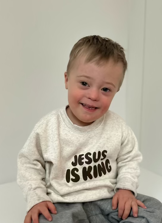 JESUS IS KING | Children's Crewneck